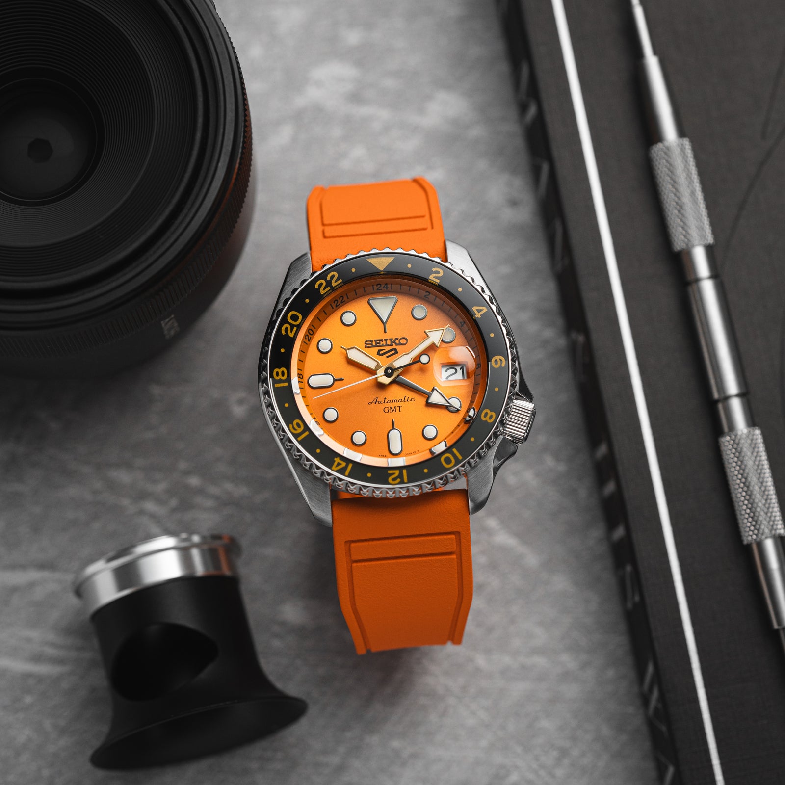 Skyward FKM Rubber Strap - Quick Release - Compatible for IWC Big Pilot - Orange (2411) - Skywatches