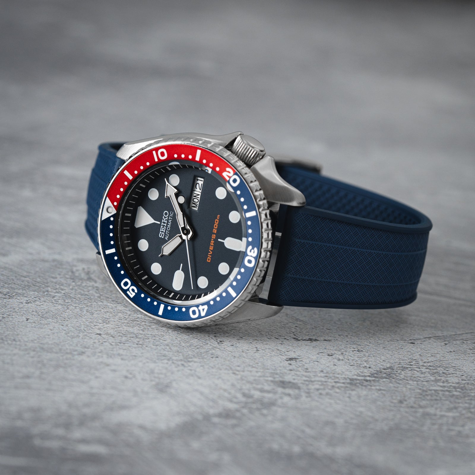 Grid FKM Rubber Strap - Quick-Release – Navy (2412)